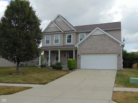 2703 Night Hawk Rd, Greenwood, IN 46143