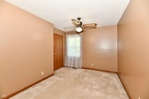 Bedroom - 6137 Apache Dr, Indianapolis, IN 46254 photo 5 of 13