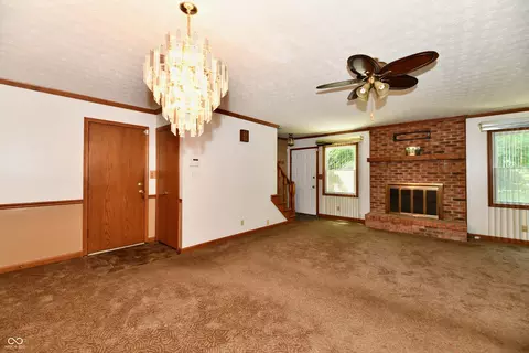 Living - 6137 Apache Dr, Indianapolis, IN 46254 photo 8 of 9