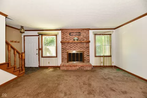 Living - 6137 Apache Dr, Indianapolis, IN 46254 photo 2 of 9