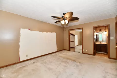 Bedroom - 6137 Apache Dr, Indianapolis, IN 46254 photo 11 of 13