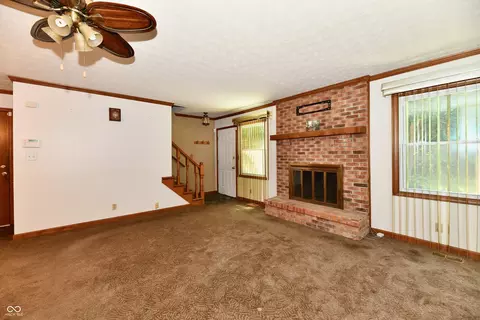 Living - 6137 Apache Dr, Indianapolis, IN 46254 photo 3 of 9