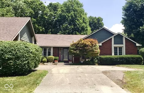 8841 Rocky Ridge Rd, Indianapolis, IN 46217
