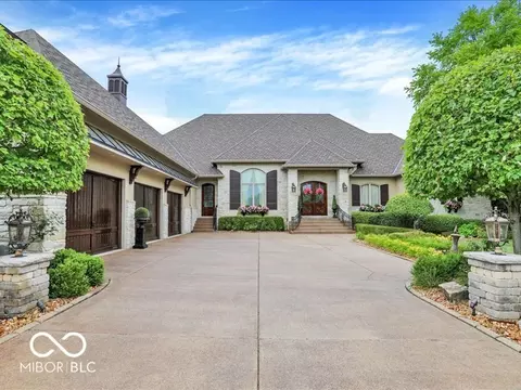 3808 Claybrook Ct, Bargersville, IN 46106