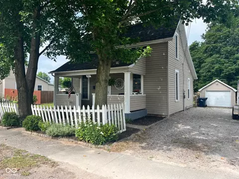 663 N 5th St, Middletown, IN 47356