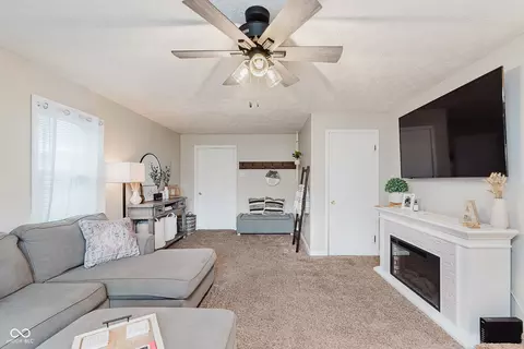 Other - 209 N John St, Pendleton, IN 46064 photo 2 of 4