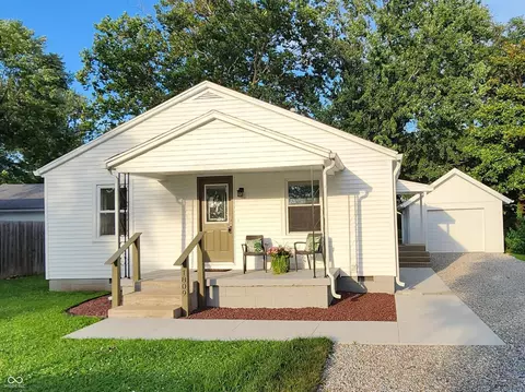 1809 Beam Rd, Columbus, IN 47201