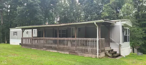 7912 Grandview Rd, Columbus, IN 47201