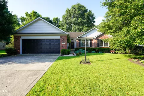 6351 Barberry Dr, Avon, IN 46123