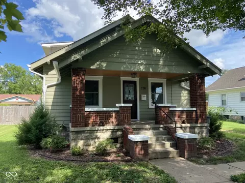 716 N Elm St, Seymour, IN 47274