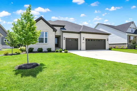 6619 Vintners Park Blvd, Mccordsville, IN 46055