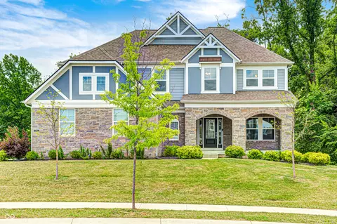12811 Corydon Dr, Fishers, IN 46037