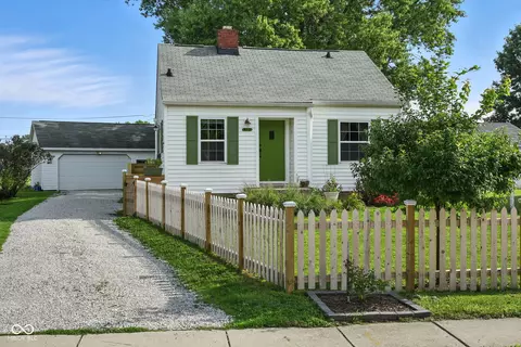 412 E College Ave, Brownsburg, IN 46112