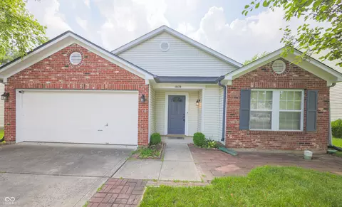 10178 Brushfield Ln, Fishers, IN 46037