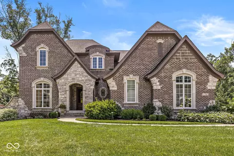 11705 Walton Cres, Zionsville, IN 46077