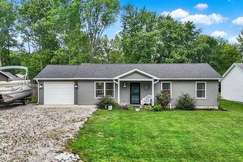 413 Mill Spgs, Fillmore, IN 46128