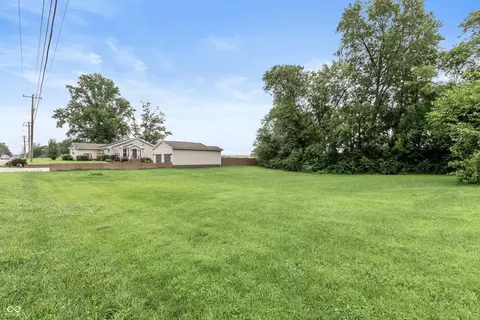 1725 W 2nd St, Seymour, IN 47274