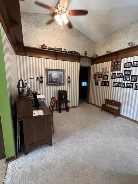 Entry Way - 904 Jonathan Dr, Plainfield, IN 46168 photo 2 of 2