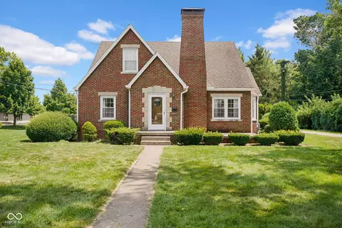 3055 Washington St, Columbus, IN 47201