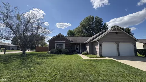 7556 Gunyon Ct, Indianapolis, IN 46237