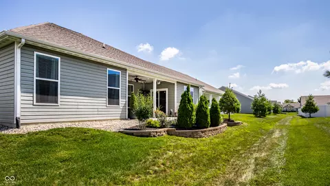Exterior - 9853 Olympic Blvd, Pendleton, IN 46064 photo 5 of 7
