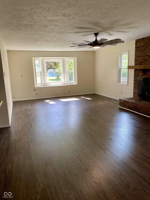 Living - 6097 Forest Third St, Forest, IN 46039 photo 2 of 4