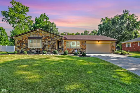 830 Yosemite Dr, Indianapolis, IN 46217