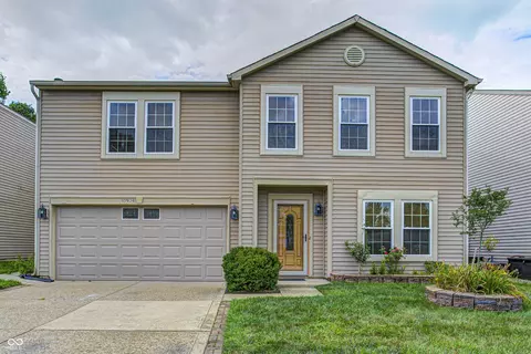 10924 Cyrus Dr, Indianapolis, IN 46231
