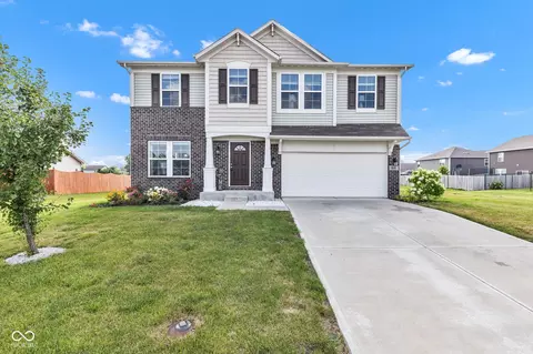 668 Springdale Ln, Greenfield, IN 46140