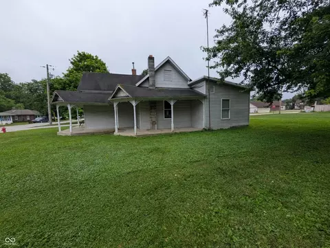 204 S Lafayette St, Cloverdale, IN 46120