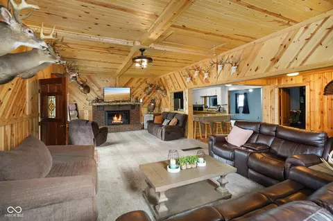 112 E County Line Rd, Edinburgh, IN 46124 photo 9