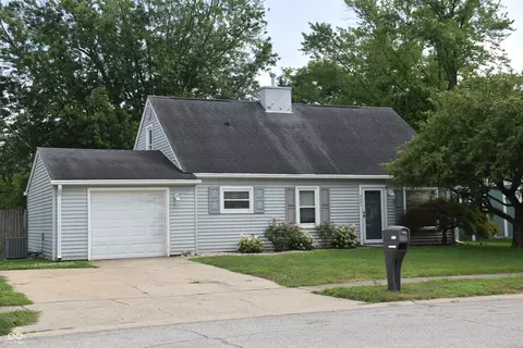 721 Meadow Ln, Greenfield, IN 46140