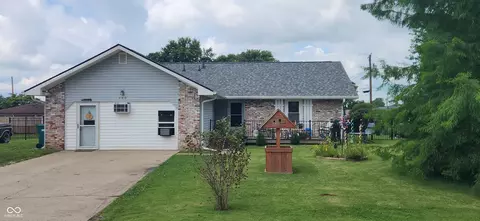 600 Edna Ave, Martinsville, IN 46151