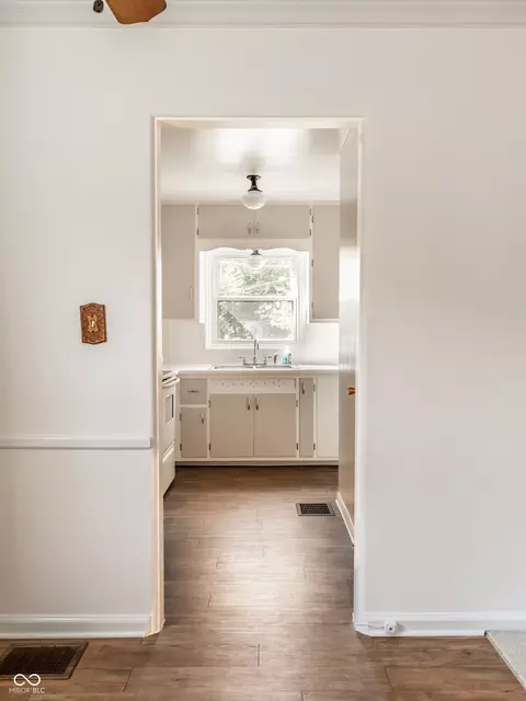 2201 E 65th St, Indianapolis, IN 46220 photo 14