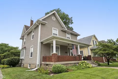 1502 Washington St, Columbus, IN 47201