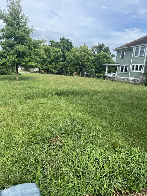 2366 N College Ave, Indianapolis, IN 46205