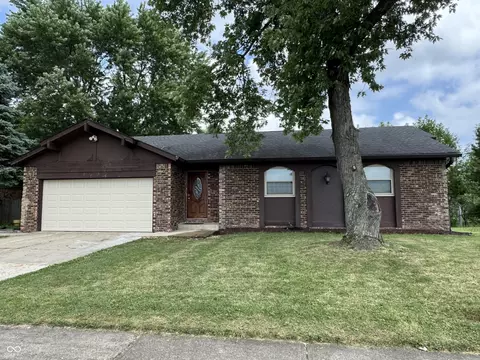 4531 Whirlaway Dr, Indianapolis, IN 46237