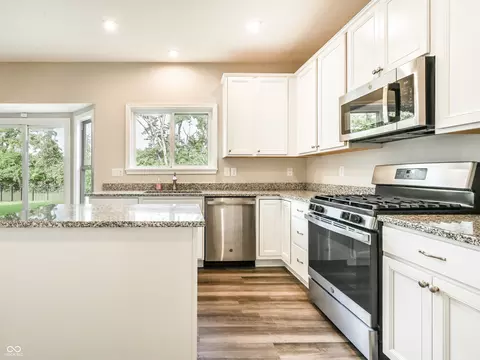 Kitchen - Undisclosed, Indianapolis, IN 46237 photo 4 of 5