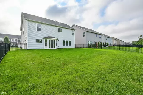 Exterior - Undisclosed, Indianapolis, IN 46237 photo 5 of 7