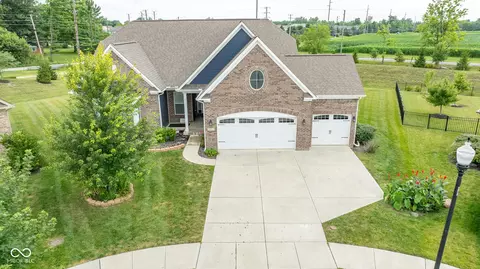 10810 Mystic View Ct, Indianapolis, IN 46239