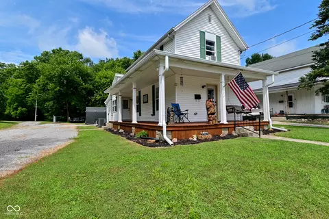 127 N 8th St, Middletown, IN 47356