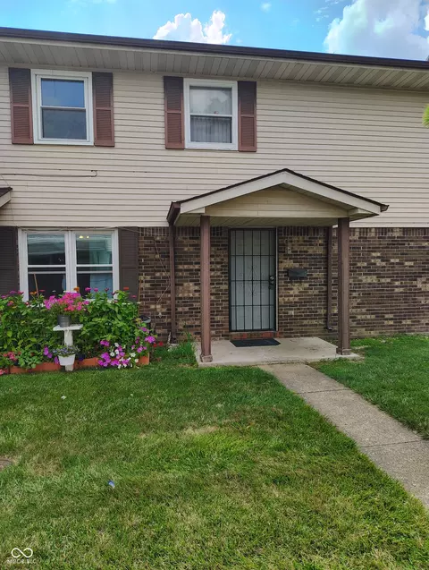 10216 Penrith Dr, Indianapolis, IN 46229