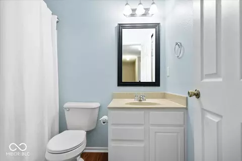 Bath - 12824 Howe Rd, Fishers, IN 46038 photo 5 of 5