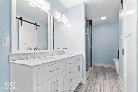 Bath - 12824 Howe Rd, Fishers, IN 46038 photo 2 of 5