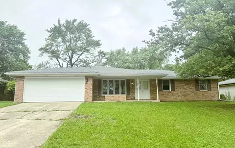 802 Piccadilly Rd, Anderson, IN 46013