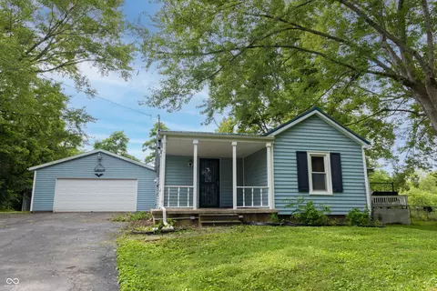 5557 E 900 South S, Ladoga, IN 47954