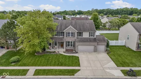 8321 Balmoral Ln, Avon, IN 46123
