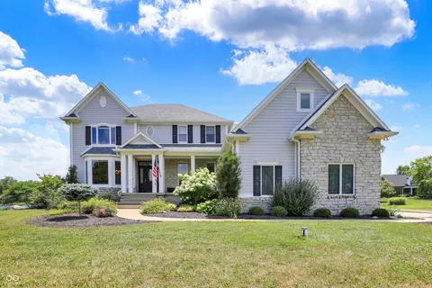 2629 E Fairway Village Dr, Greenfield, IN 46140