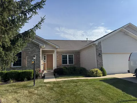 5846 W River Chase Ln, Mccordsville, IN 46055