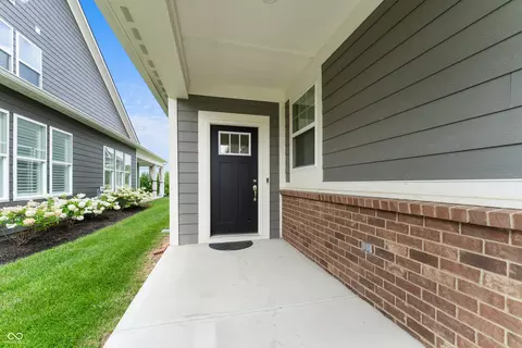 15028 Stonneger St, Westfield, IN 46074